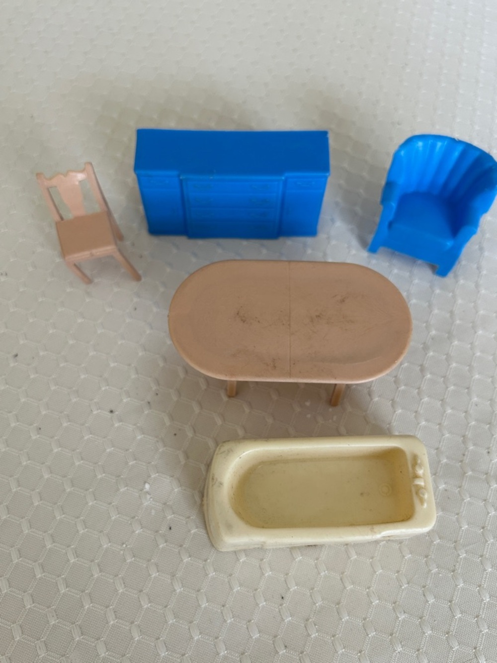 Vintage 50s 60s 70s dollhouse furniture